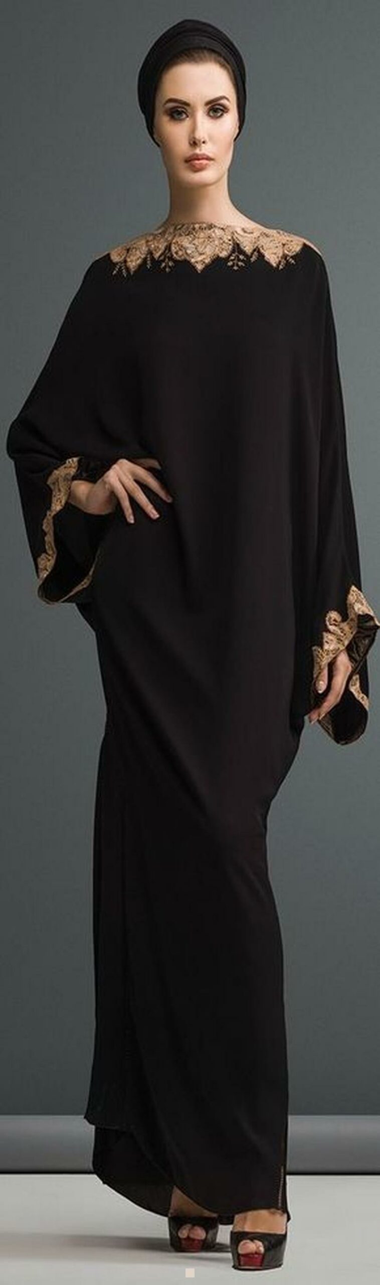 Comment porter une abaya